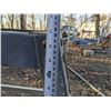 Image 4 : Steel stand.