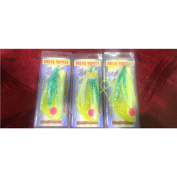 THREE 15OZ GIANT SKIRT JIGS - GLOW IN DARK