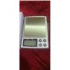 Image 2 : TWO DIGITAL POCKET SCALES 100G