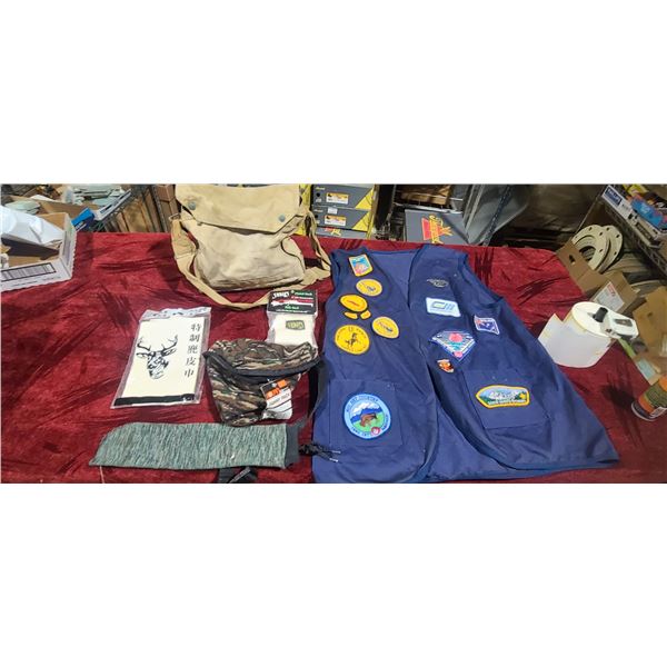MILITARY BAG, GUN SOCK, SCOPE SOCK, FANNY PACK, VEST WITH BADGES