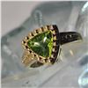 Image 13 : Fancy Trilliant-Cut Peridot Ring