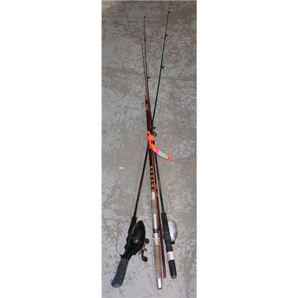 LOT OF 3 USED FISHING RODS, TWO HAVE REELS