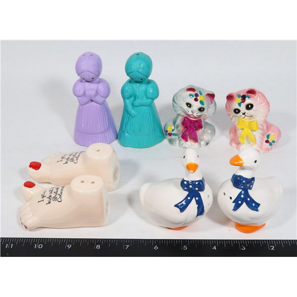 4 SETS COLLECTIBLE SALT AND PEPPER SHAKERS