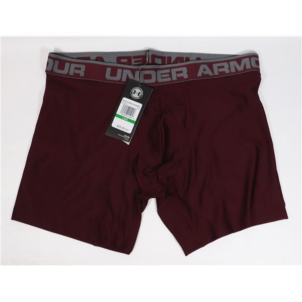 BRAND NEW WITH TAGS UNDER ARMOUR MENS FITTED