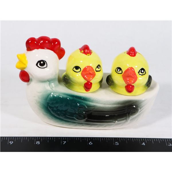 VINTAGE MOM AND PUPPIES SALT AND PEPPER SHAKERS