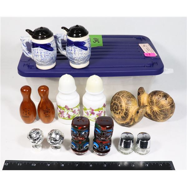 7 SETS COLLECTIBLE SALT AND PEPPER SHAKERS