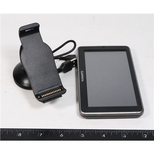 GARMIN w/CHARGING CABLE