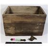 Image 1 : VINTAGE WOOD BOX
