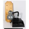 Image 1 : DESK LAMP AND KEY HOLDER