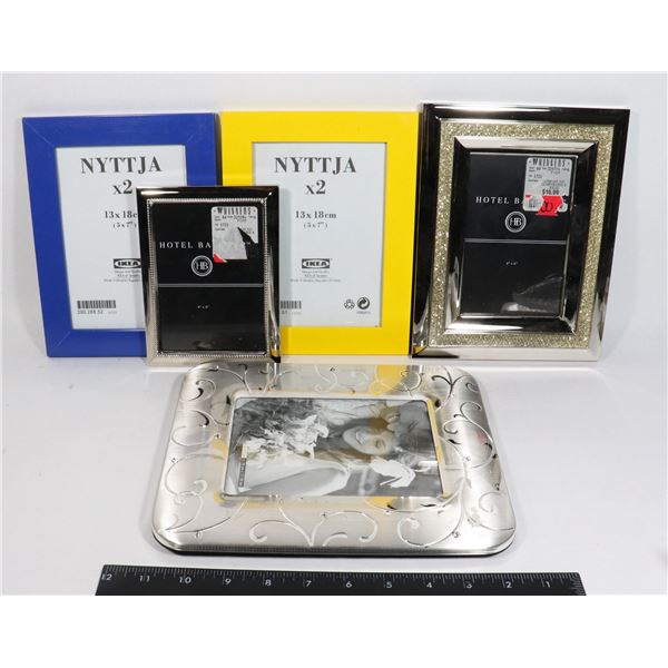PHOTO FRAMES
