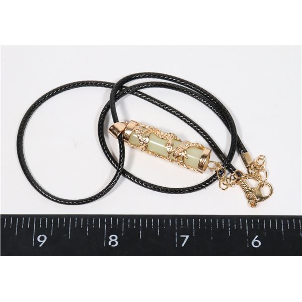 NEW GLOW IN THE DARK IVORY DRAGON DESIGN PENDANT