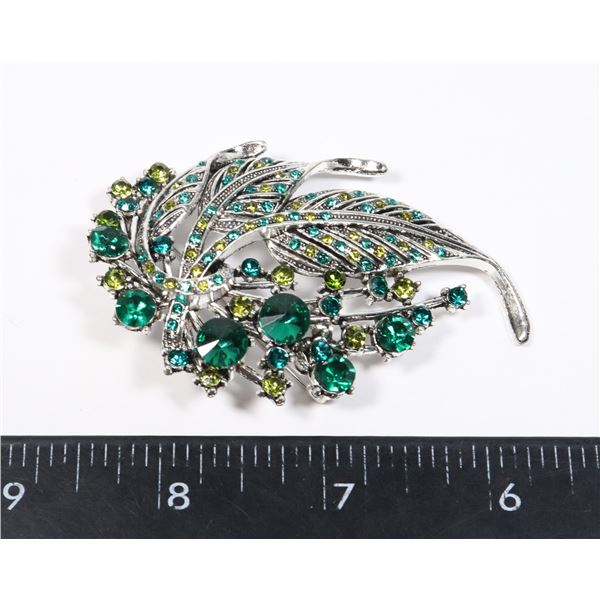 NEW GREEN RHINESTONE LEAF DESIGN BROOCH