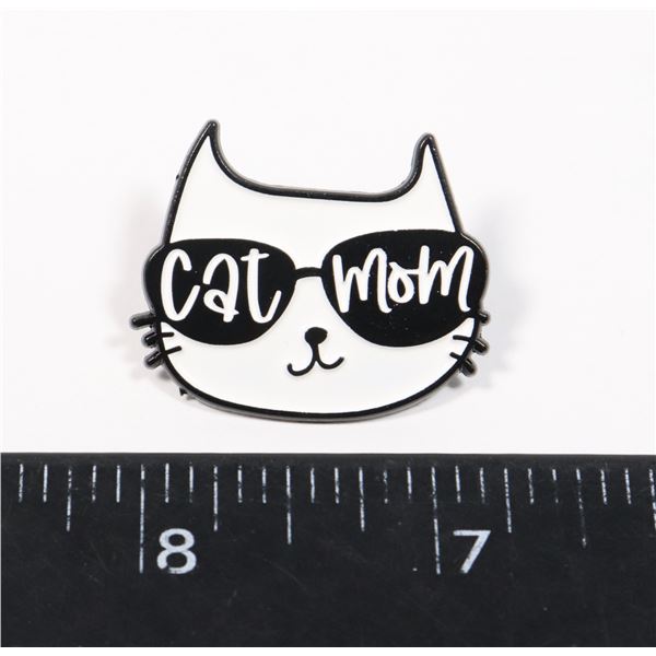 NEW COOL CAT MOM LAPEL PIN