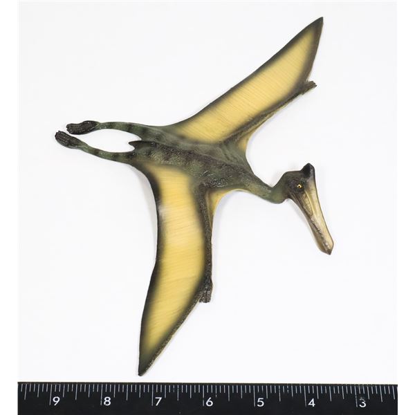 QUETZALCOATLUS FIGURE