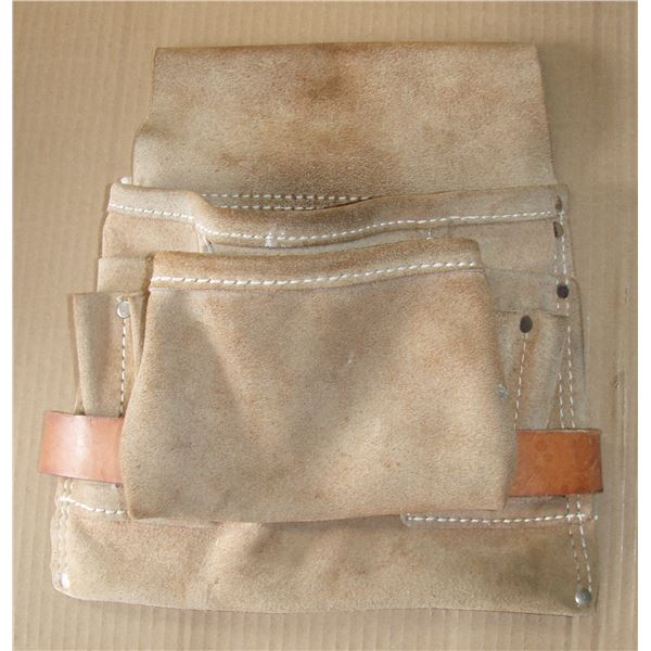 STURDY LEATHER TOOL POUCH