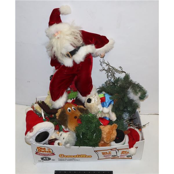 LOT OF CHRISTMAS DECORATIONS. INCLUDING A