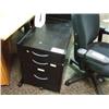 Image 1 : Black Rolling Pedestal