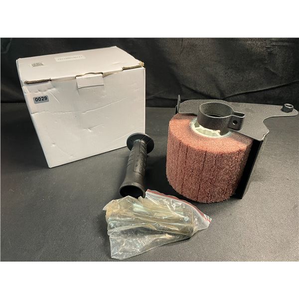 1 Angle Grinder Polishing Accessory Kit - Brand New