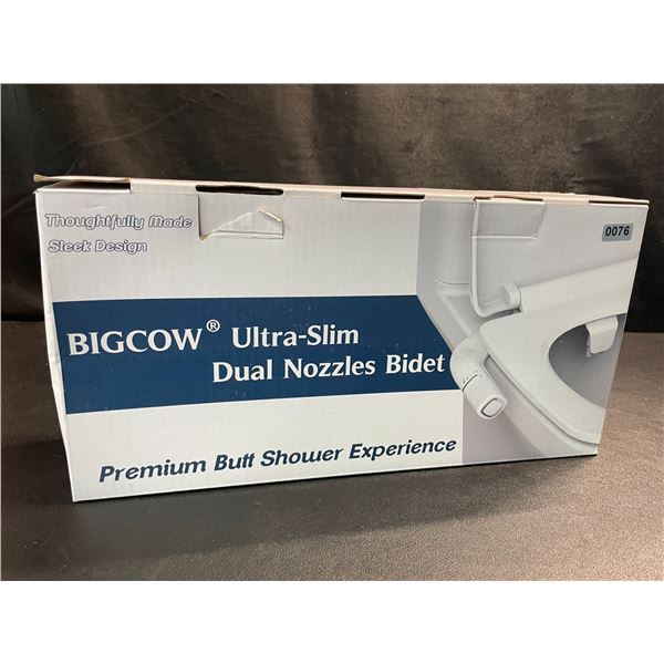1 Ultra-Slim Dual Nozzle Bidet Attachment for Toilets - New