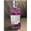 Image 2 : 2 Bottles of Listerine Total Care Antiseptic Mouthwash - 1L Each - Clean Mint Flavour