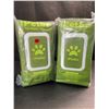 Image 1 : 2 Packs of iPetba Unscented Alcohol-Free Pet Wipes - 100pcs Per Pack - (8" x 8" Wipes) - New Sealed