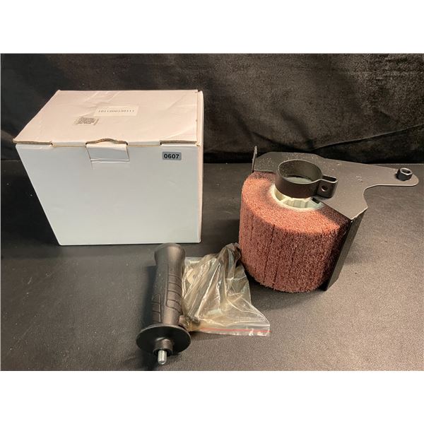 1 Angle Grinder Polishing Accessory Kit - Brand New