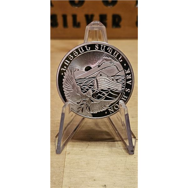 Lot 3-1) 1 oz Noah's Ark Silver