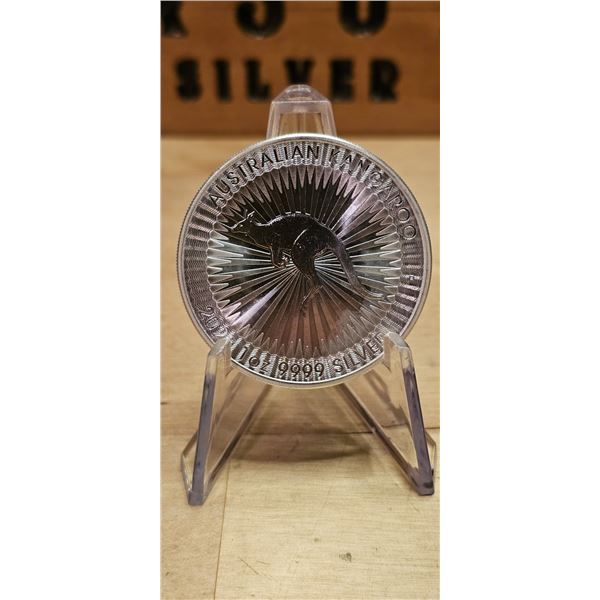 Lot 21-1) 1 oz Australian Kangaroo  Silver