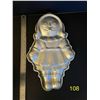 Image 1 : Wilton Raggedy Ann cake pan '71