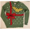 Image 1 : Wonder Woman sweater DC comics small