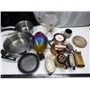 Image 2 : Lot of Kitchen Items.