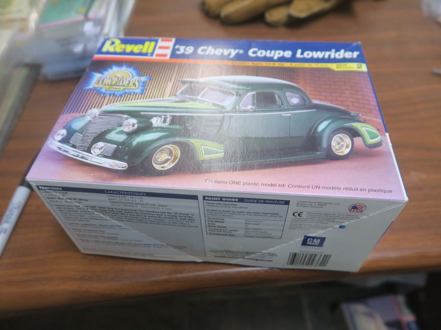 1939 Chevy Coupe Street Rod Model Kit – 1/24 Scale, French Import, Build-It-Yourself Hobby Kit