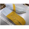 Image 2 : large Bob Dale welding utility series gloves - NEW