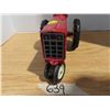 Image 4 : Red colour 686 international tractor