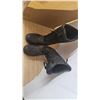 Image 4 : 3 pairs of boots size 7 ascent winter boots *used* size 9 kamik winter boots *used* size 11 kodiak w