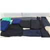 Image 1 : Lot of ladies clothes (6 leggings and 6 pants+ 1 green skirt)