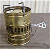 Image 2 : vintage 19th century SVEA 123 brass fuel stove with key from sweden