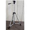 Image 2 : tripod