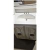 Image 1 : sink and vanity