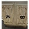 Image 2 : sink and vanity