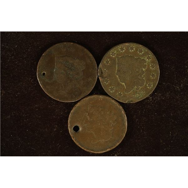 3 US LARGE CENTS: 1817 (WITH HOLE), 1822 (RIM