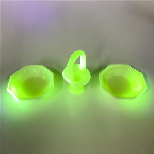 3pc Vintage Uranium Light Yellow Bowls