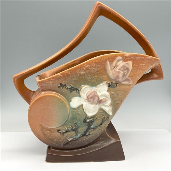 Roseville Pottery Basket, Magnolia Brown