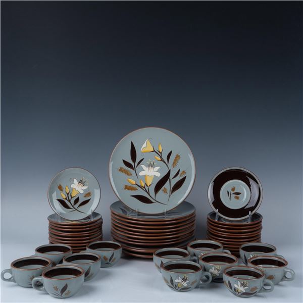 47pc Stangl Pottery Golden Harvest Dinnerware for 12