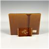 Image 3 : Hull Pottery Brown Ceramic Table Sign