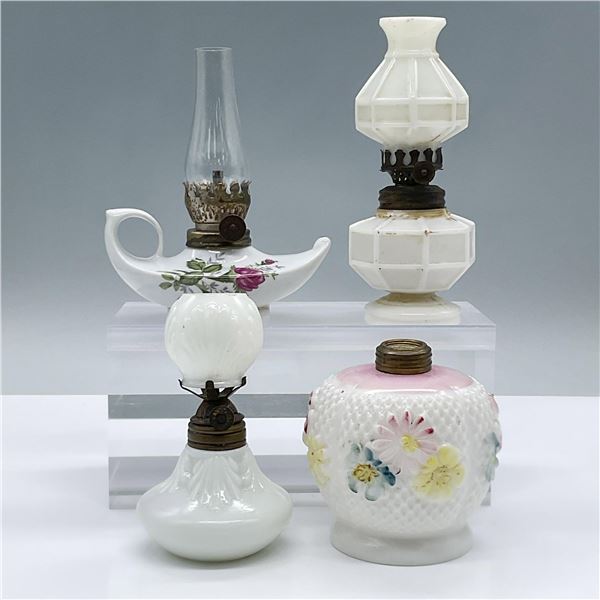 4pc Vintage Oil Lamps