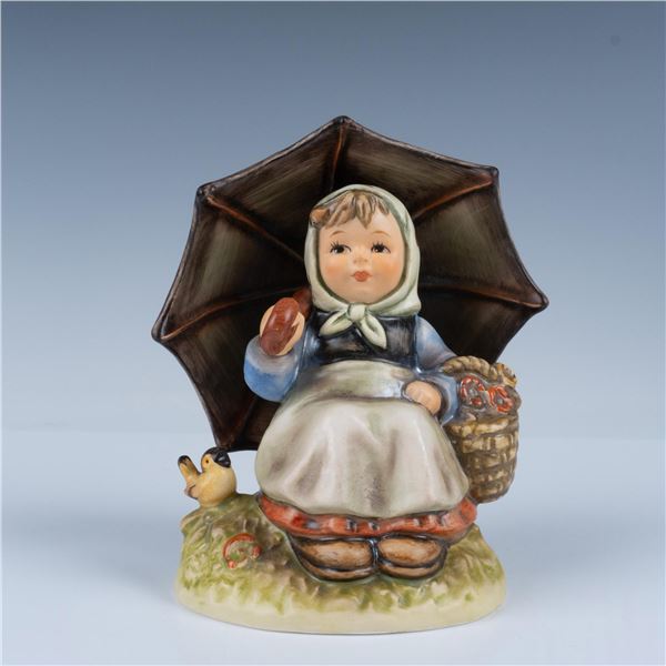 Goebel Hummel Special Edition Figurine, Smiling Through