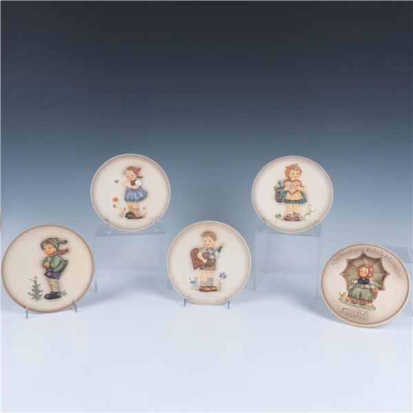 5pc Goebel Hummel Celebration Wall Plate Series