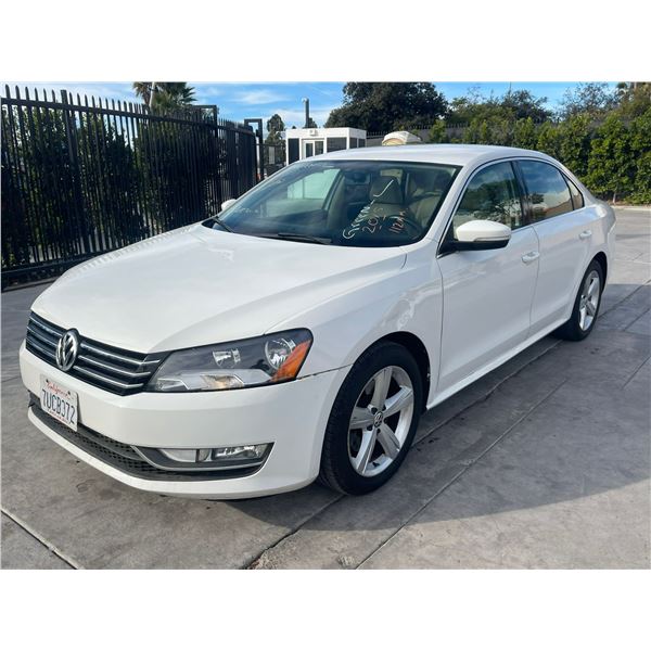 VOLK PASSAT 2015 T-2 DAYS