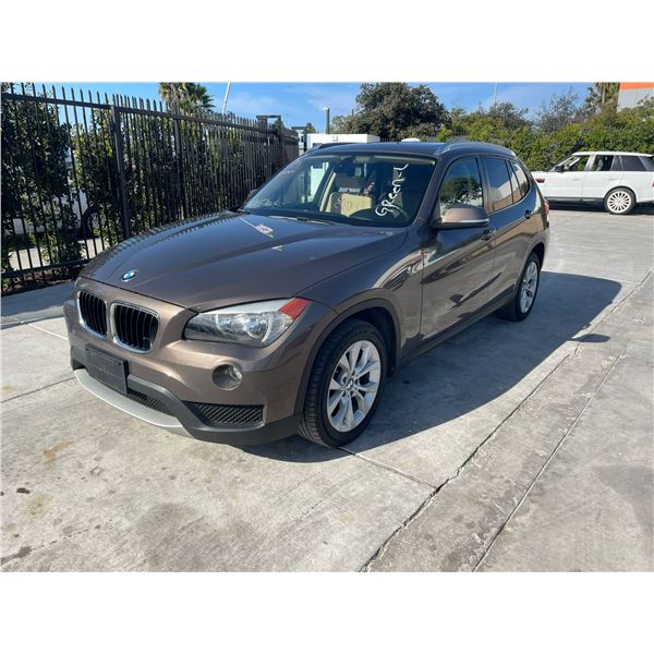 BMW X1 2014 T-2 DAYS